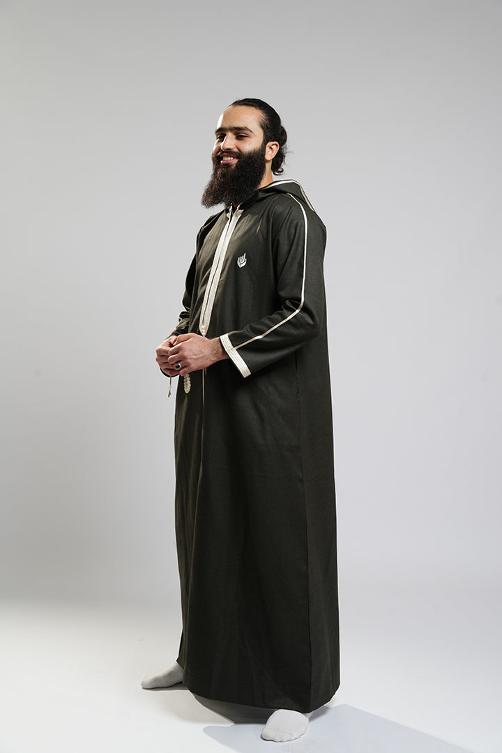 ثوب زاد الاصدار 3 (مع قبعة)