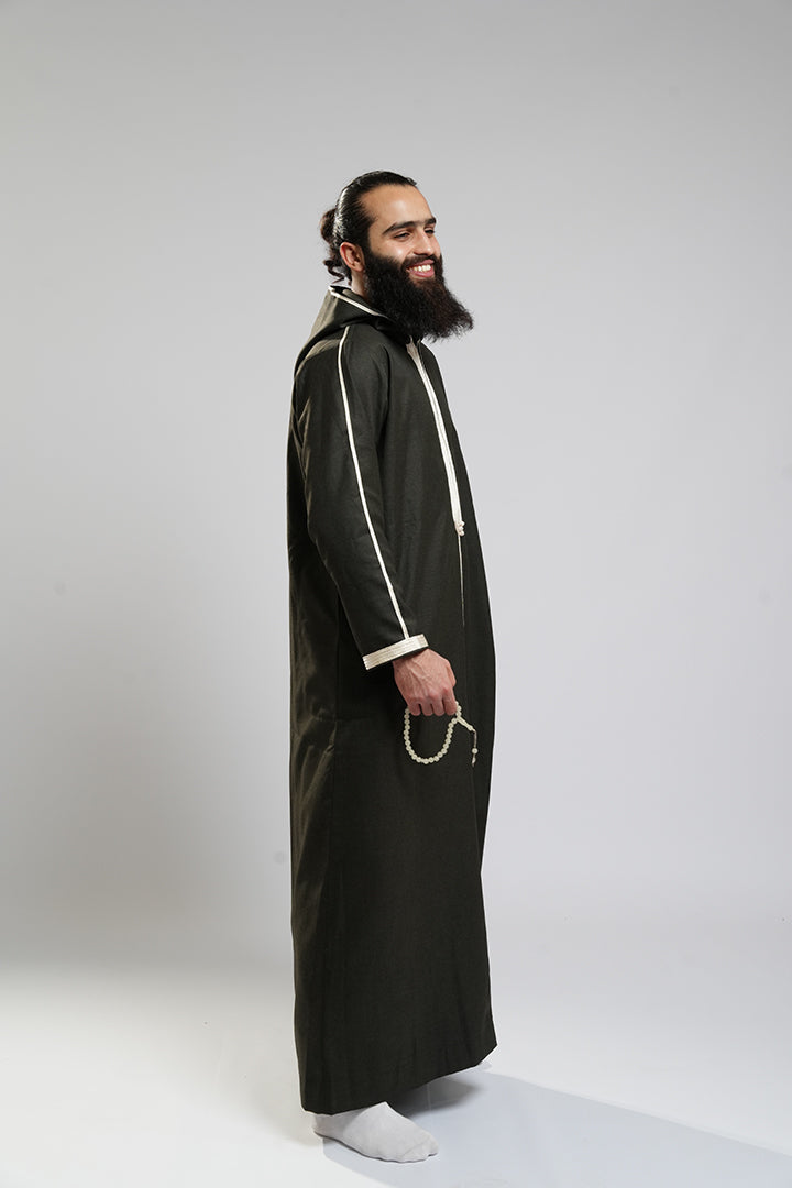 ثوب زاد الاصدار 3 (مع قبعة)